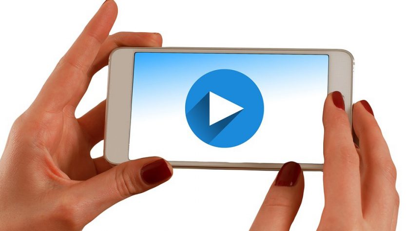Smartphone video 833x474 - Mobile Video Streaming and Sharing — What Is Its Future?